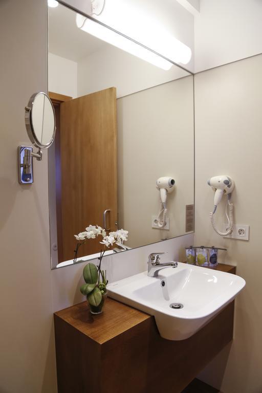 Habitación Doble con Vistas al Canal
